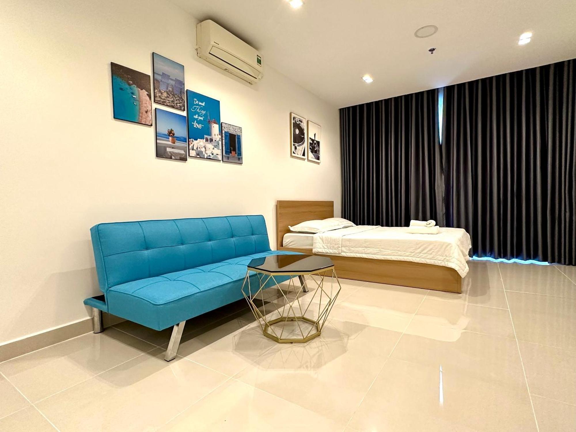 Teddy Apartment At Sky Center Luxury 胡志明市 外观 照片